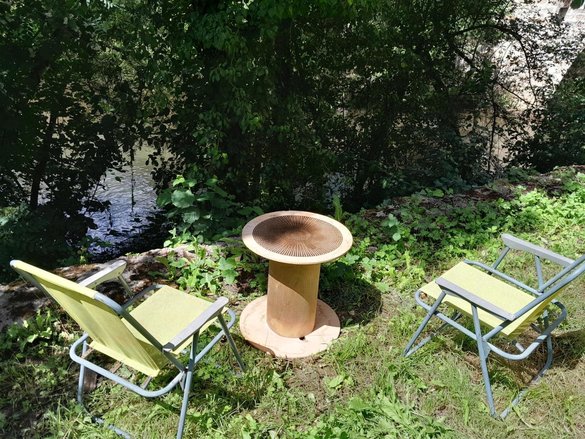 Appartement Privatif En Bord De Riviere Figeac Buitenkant foto